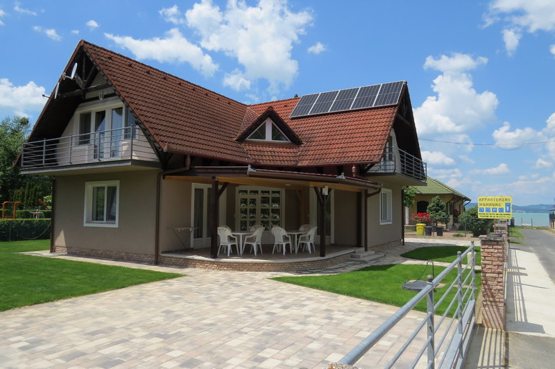 Vízparti Apartmanház Balatonlellén